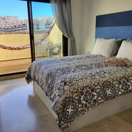 Precioso Apartamento, Todo Equipado, Con Piscinas Manilva