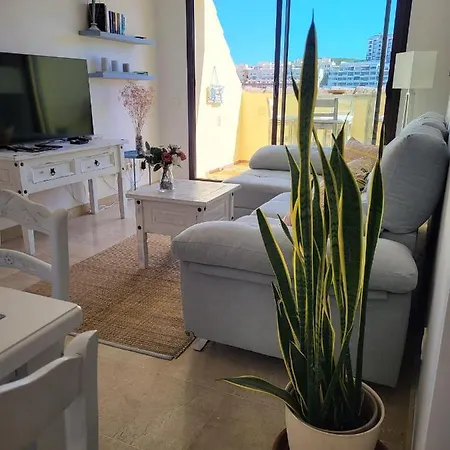 Precioso Apartamento, Todo Equipado, Con Piscinas *
